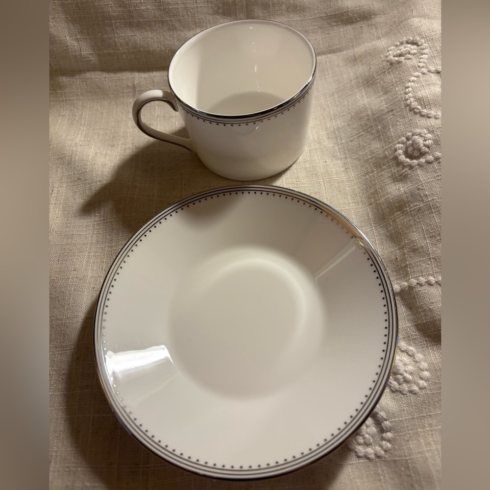 Vera Wang Grosgrain Wedgewood